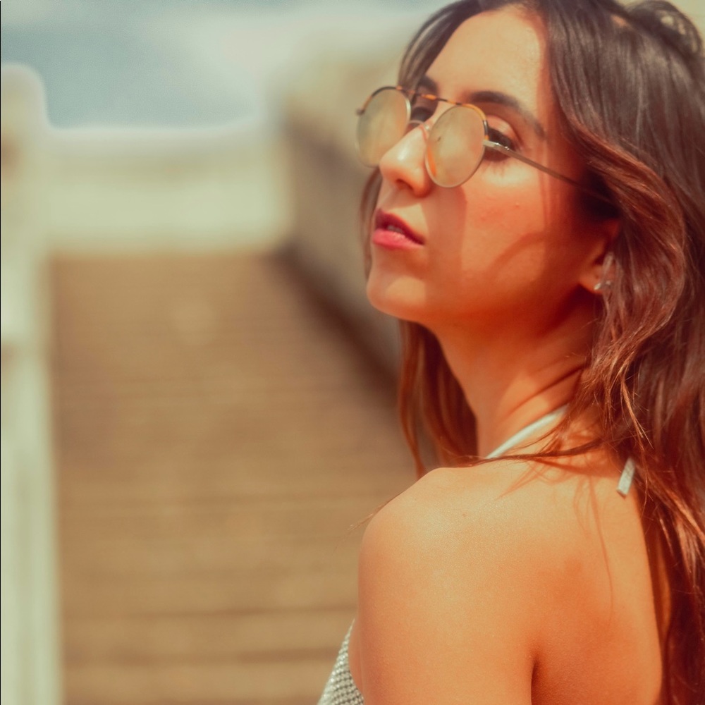 Meet your Posher, Talya